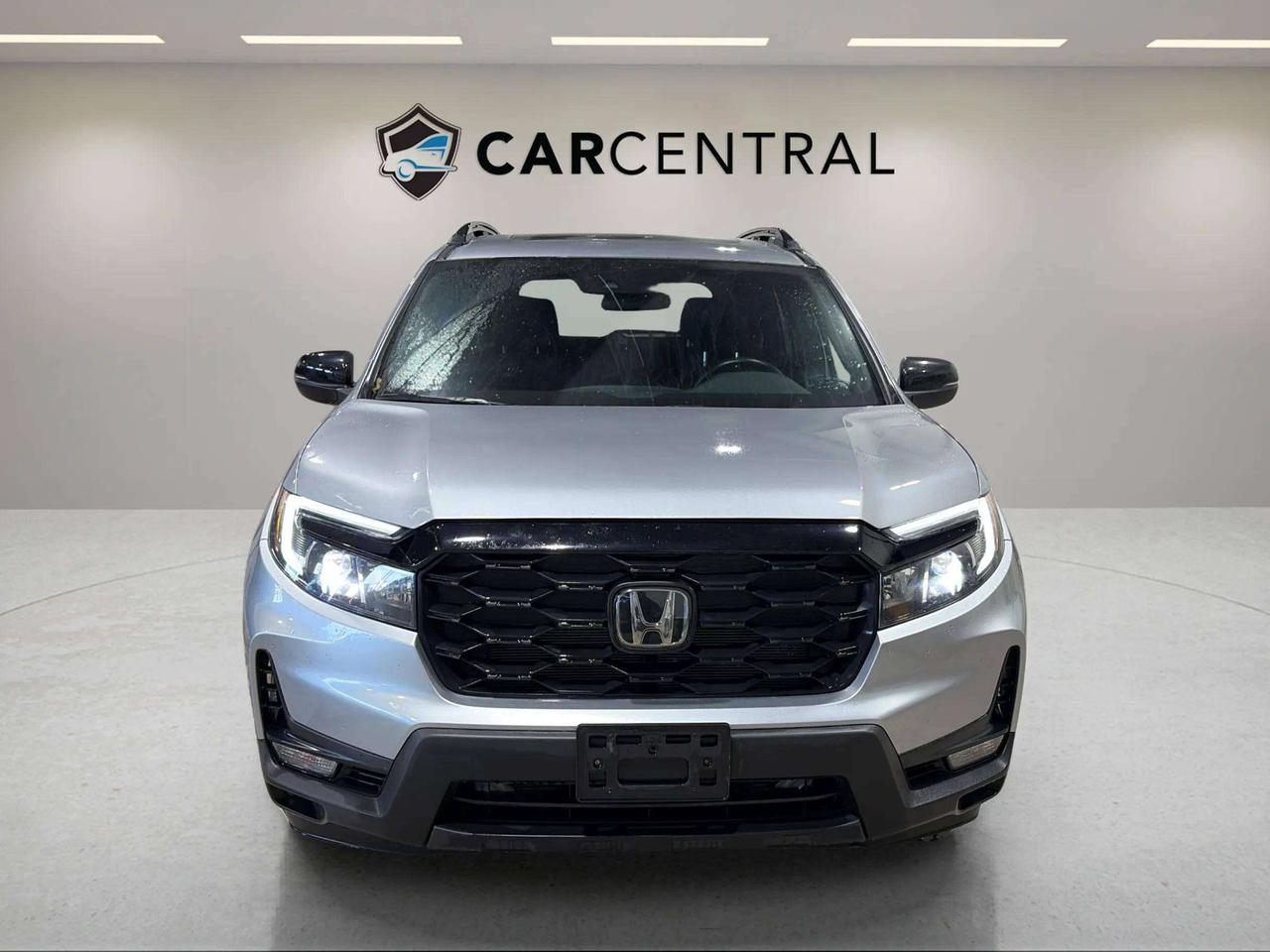 2022 Honda Passport SPORT | CLEAN CARFAX | SUNROOF | HONDA SENSING Photo