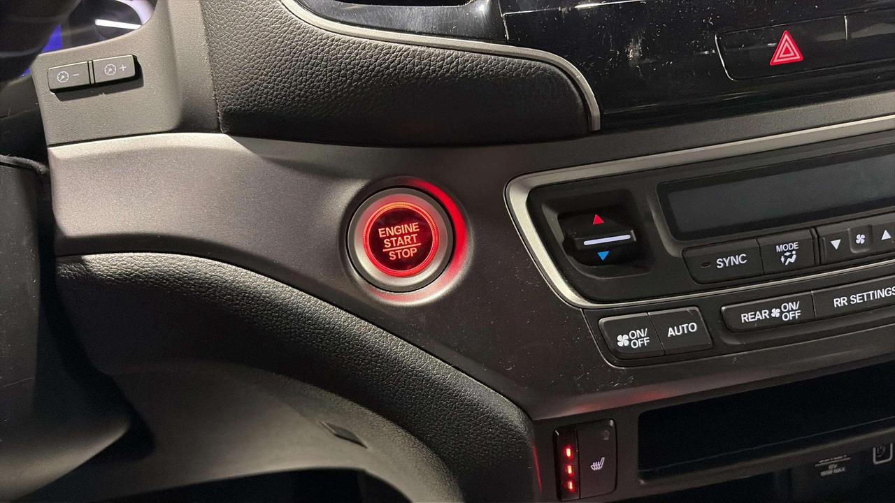2022 Honda Passport SPORT | CLEAN CARFAX | SUNROOF | HONDA SENSING Photo
