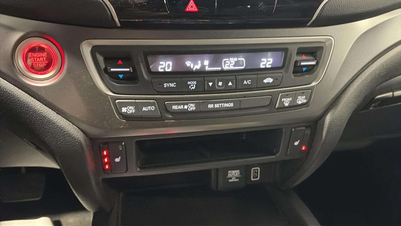 2022 Honda Passport SPORT | CLEAN CARFAX | SUNROOF | HONDA SENSING Photo