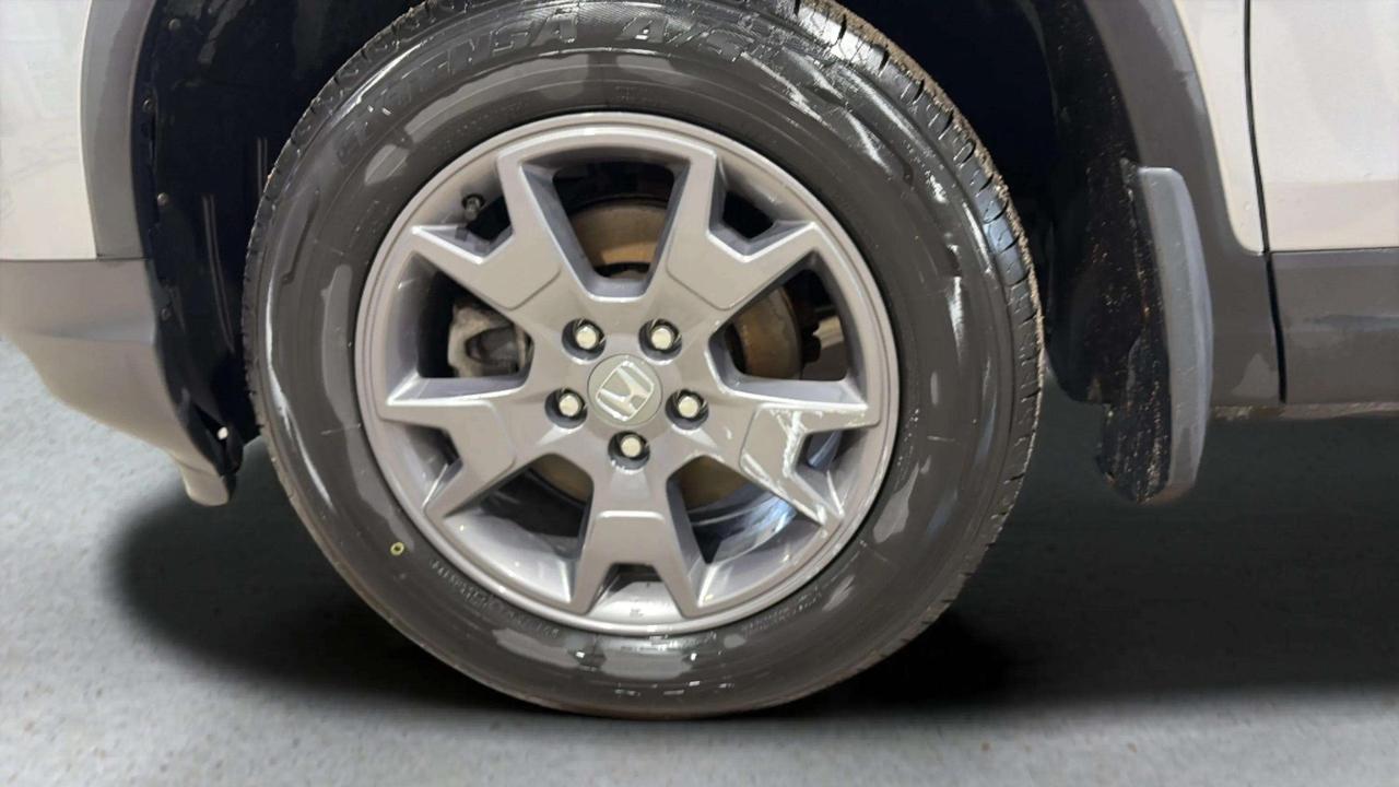 2022 Honda Passport SPORT | CLEAN CARFAX | SUNROOF | HONDA SENSING Photo