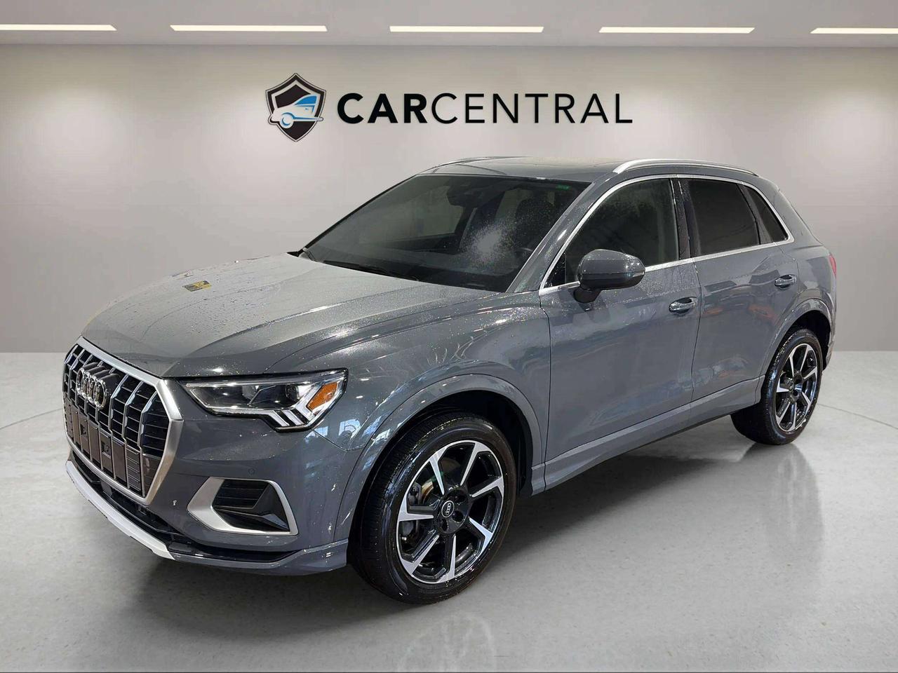 2022 Audi Q3 PROGRESSIV | CLEAN CARFAX | PANO| HTD STEERING| Photo0