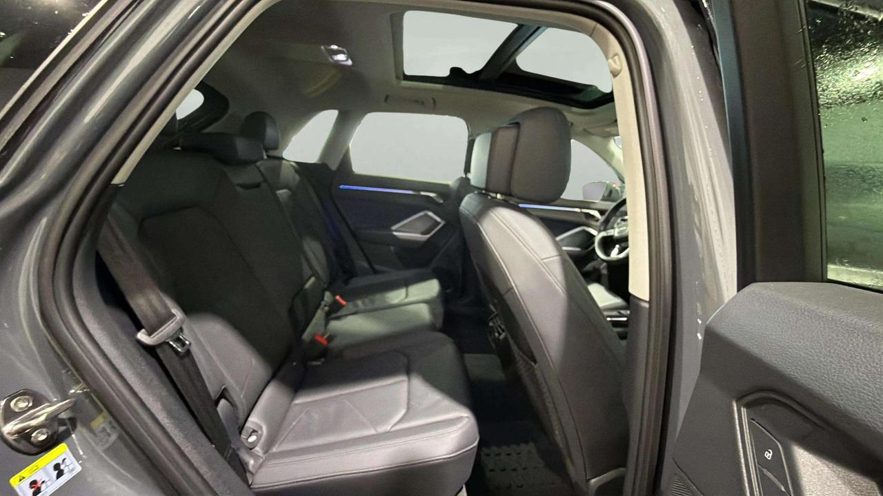 2022 Audi Q3 PROGRESSIV | CLEAN CARFAX | PANO| HTD STEERING| Photo