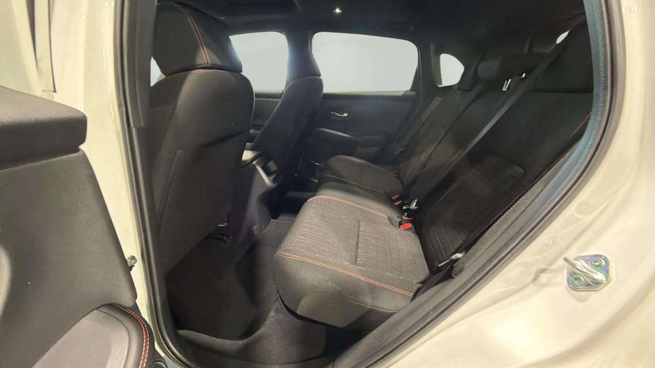 2024 Honda HR-V SPORT-B | CLEAN CARFAX| SUNROOF | CARPLAY| AWD Photo