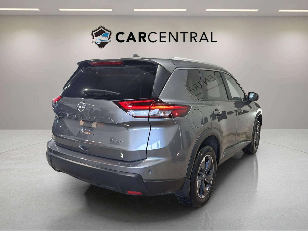 2024 Nissan Rogue SV PANOROOF | CLEAN CARFAX| CARPLAY | AWD | LOW KM Photo
