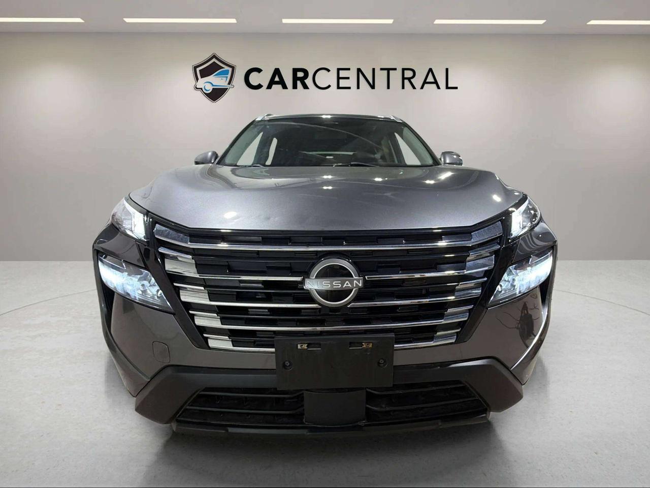 2024 Nissan Rogue SV PANOROOF | CLEAN CARFAX| CARPLAY | AWD | LOW KM Photo
