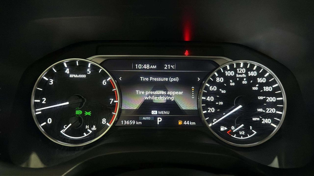 2024 Nissan Rogue SV PANOROOF | CLEAN CARFAX| CARPLAY | AWD | LOW KM Photo