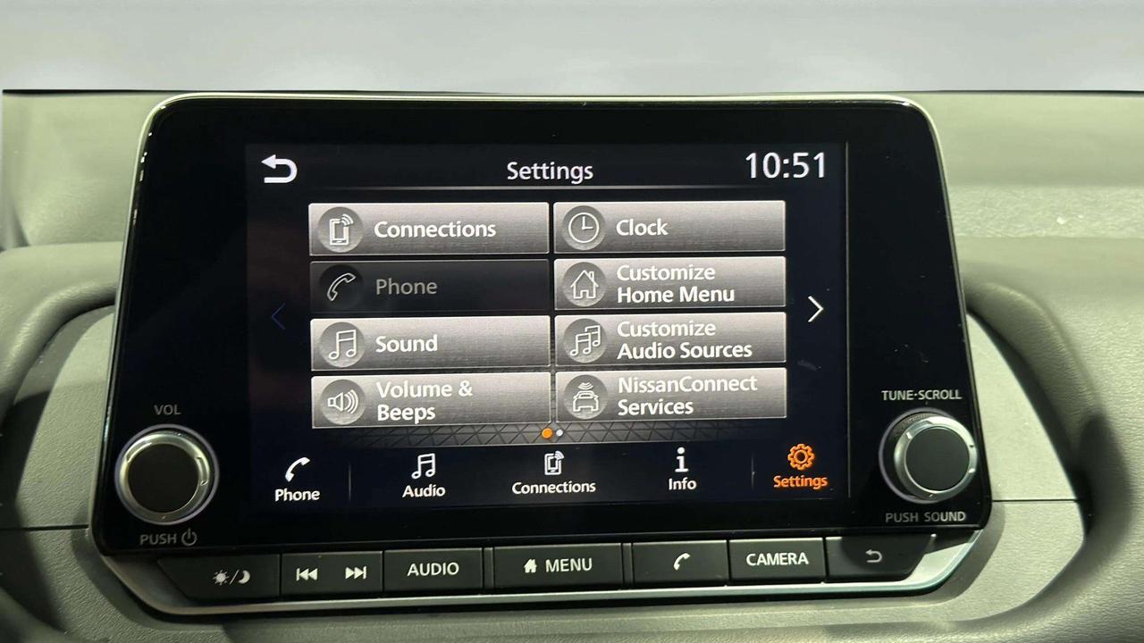 2024 Nissan Rogue SV PANOROOF | CLEAN CARFAX| CARPLAY | AWD | LOW KM Photo