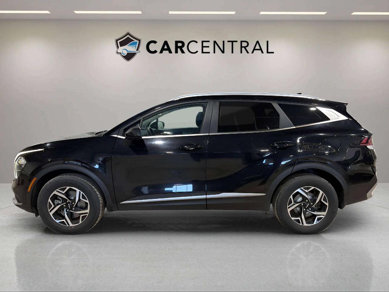 2023 Kia Sportage LX| CLEAN CARFAX | AWD | BACK UP| CARPLAY Photo