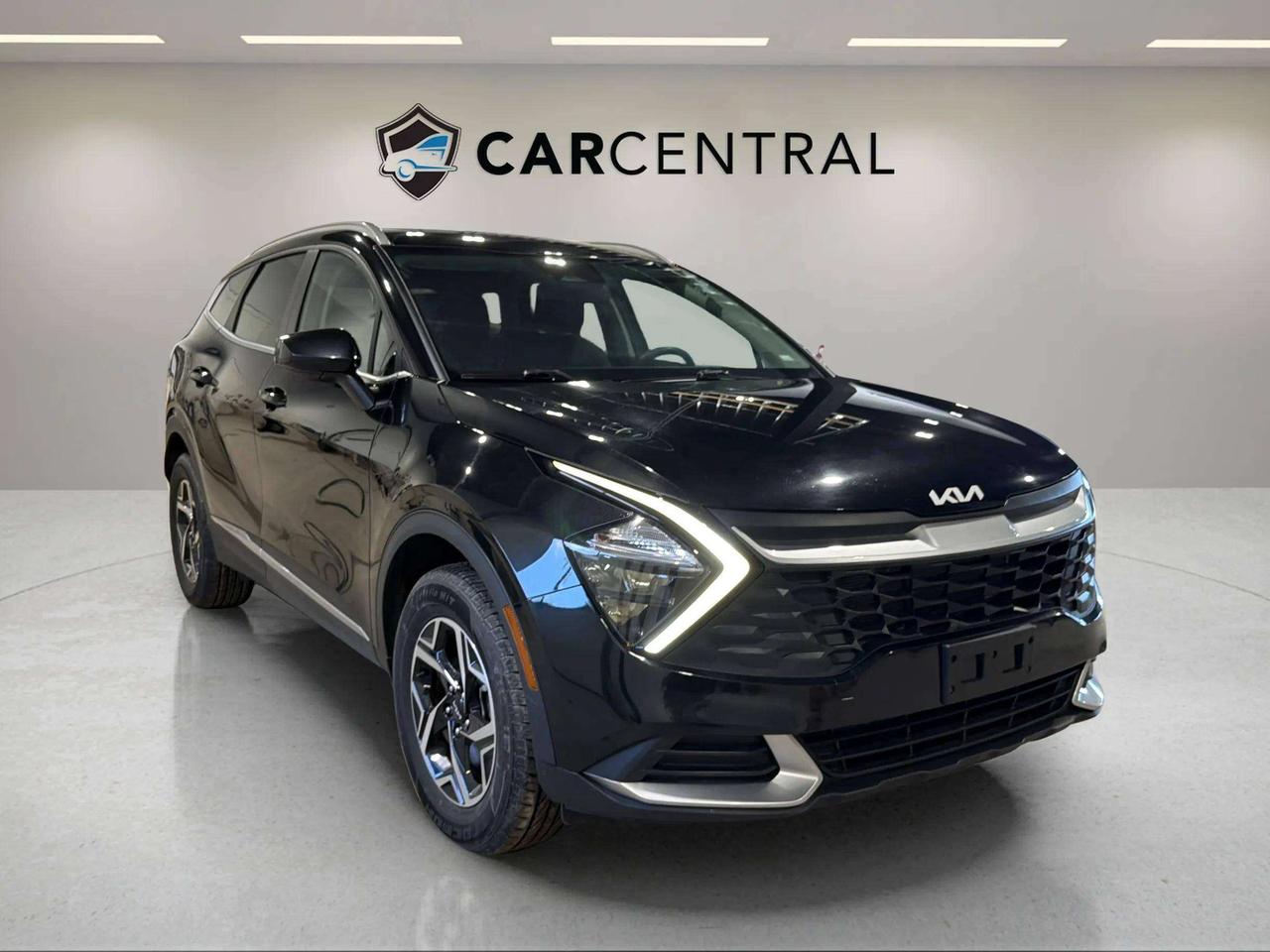 2023 Kia Sportage LX| CLEAN CARFAX | AWD | BACK UP| CARPLAY Photo