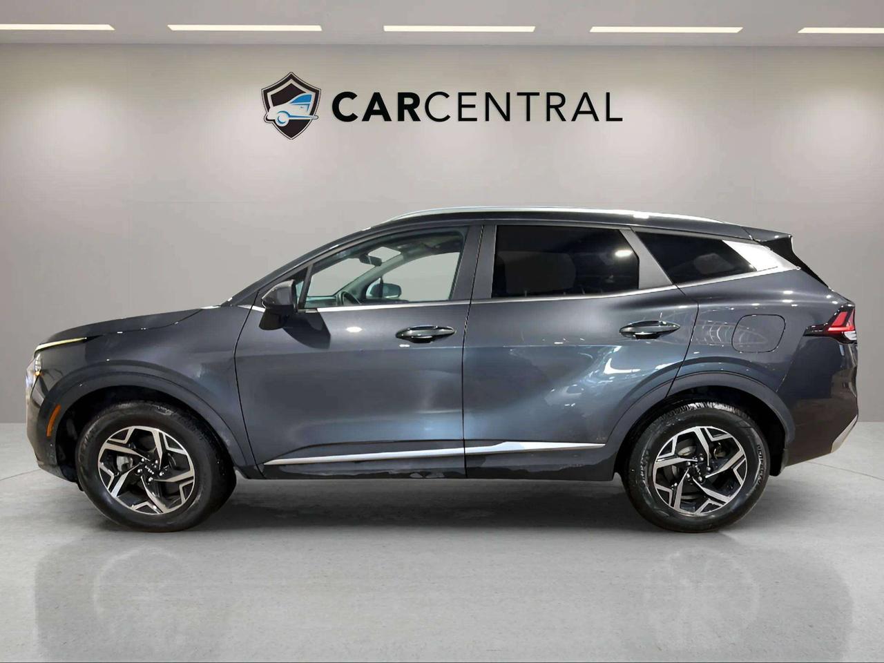 2023 Kia Sportage LX| CLEAN CARFAX | AWD | BACK UP| CARPLAY Photo
