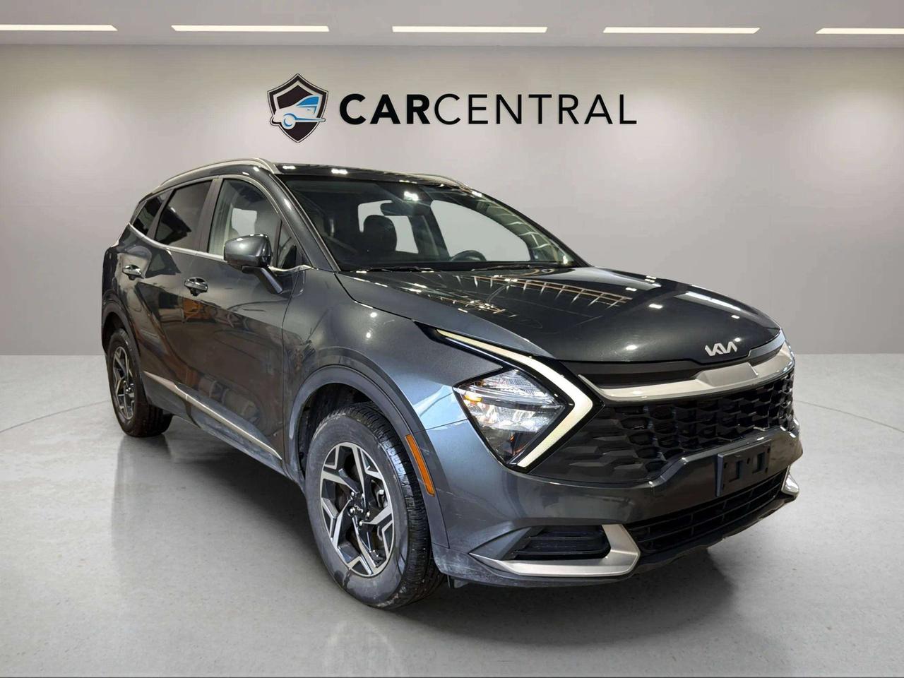 2023 Kia Sportage LX| CLEAN CARFAX | AWD | BACK UP| CARPLAY Photo