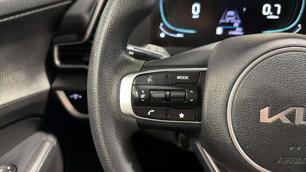 2023 Kia Sportage LX| CLEAN CARFAX | AWD | BACK UP| CARPLAY Photo