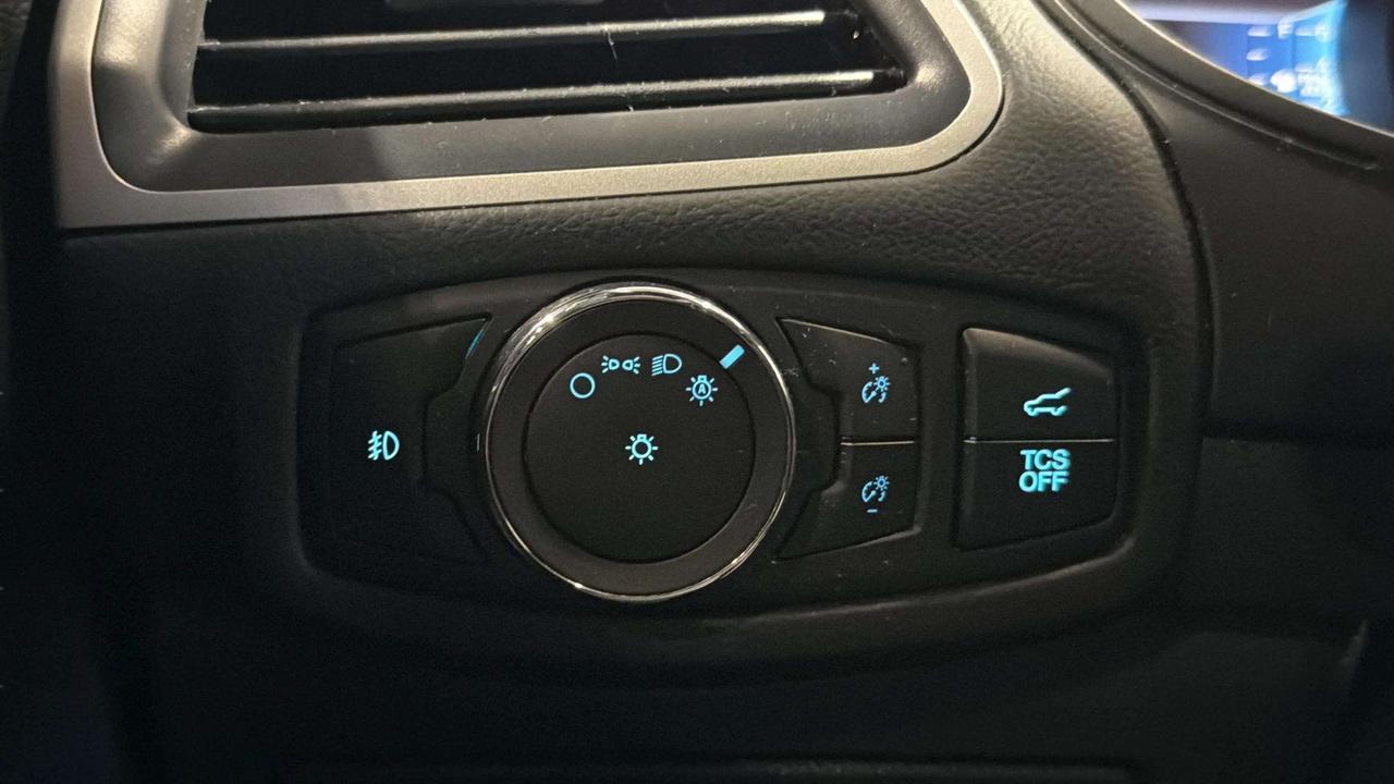 2024 Ford Edge ST LINE| CLEAN CARFAX | PANO | STARTER | CARPLAY Photo