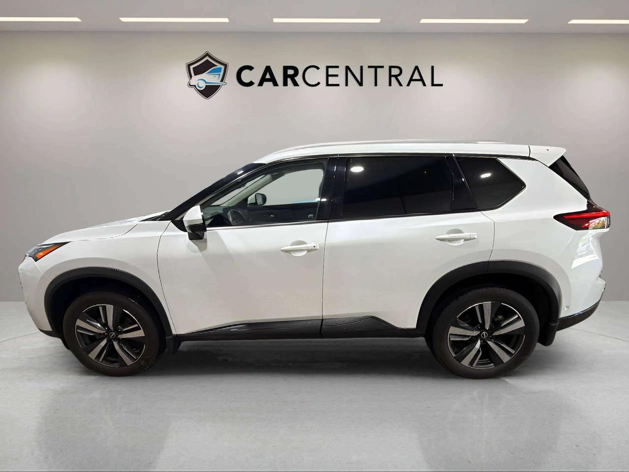 2024 Nissan Rogue SL| GOOGLE MAPS |360 | ADAP CRUISE| PANO| STARTER Photo