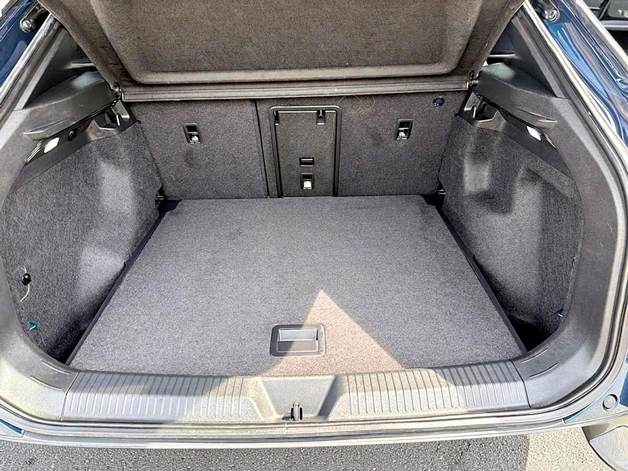 2023 Volkswagen ID.4 Pro AWD w-SK On Battery Photo