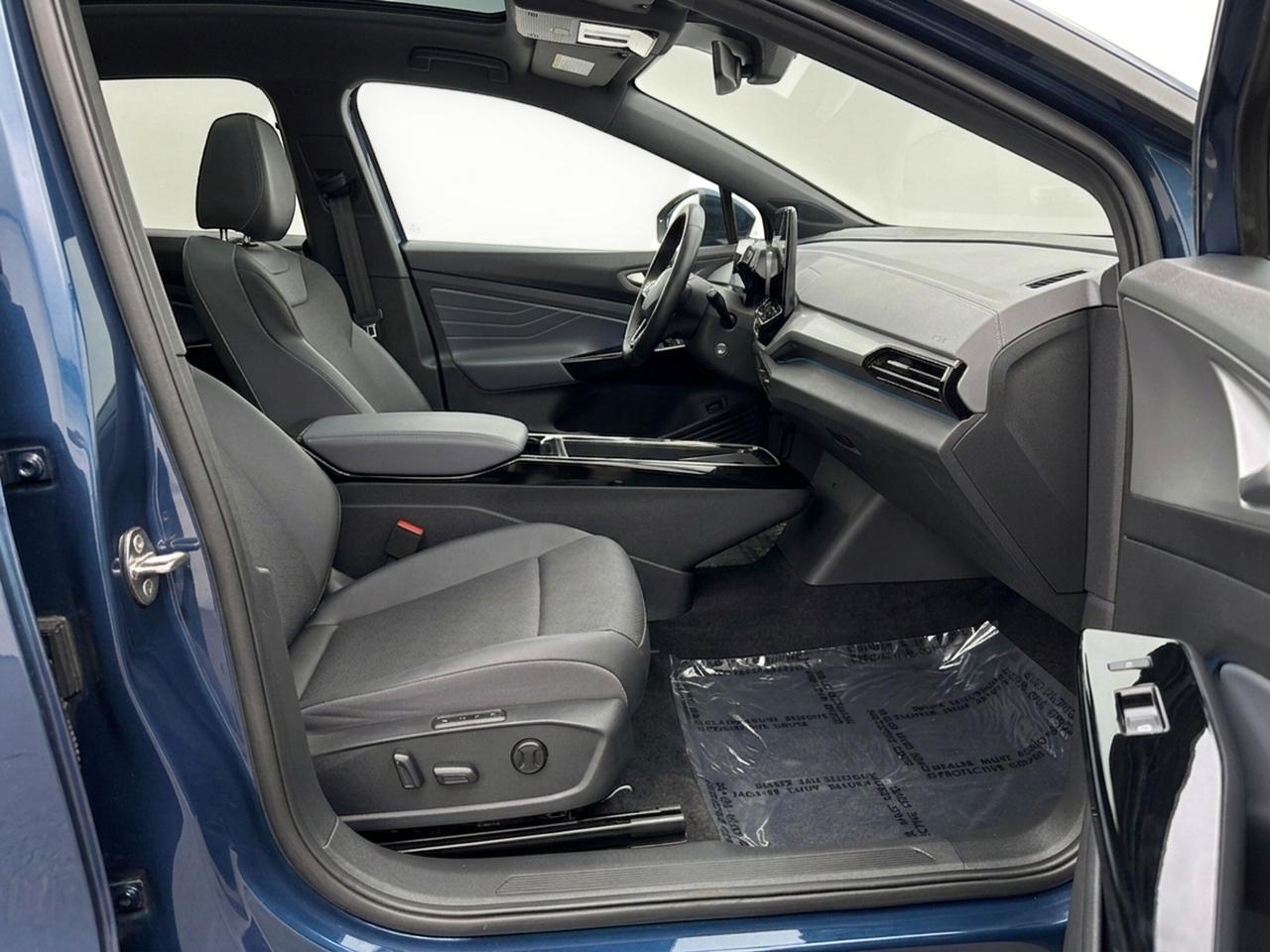2023 Volkswagen ID.4 Pro AWD w-SK On Battery Photo