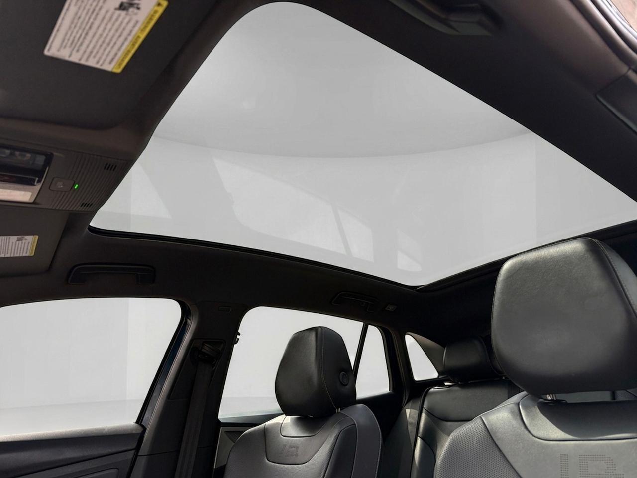 2023 Volkswagen ID.4 Pro AWD w-SK On Battery Photo