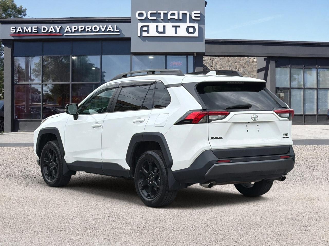 2020 Toyota RAV4 TRAIL AWD Photo