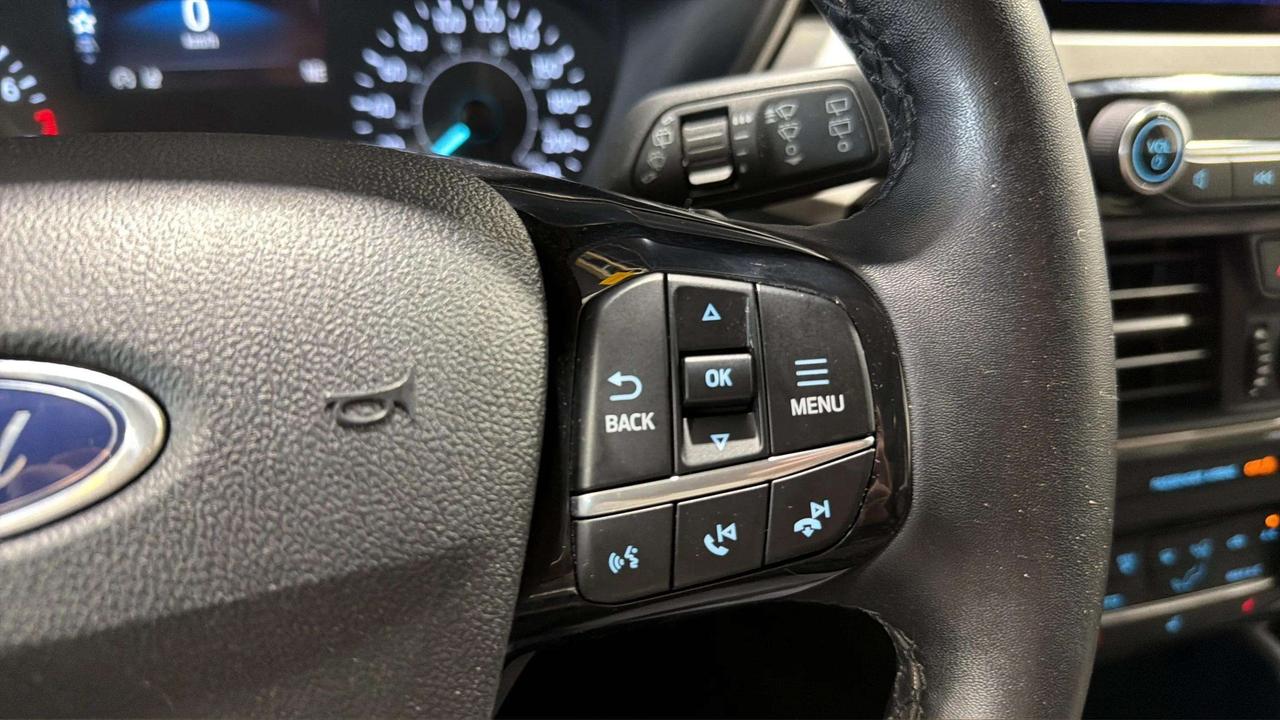 2022 Ford Escape SE| CLEAN CARFAX| PANO | CARPLAY | AWD | Photo