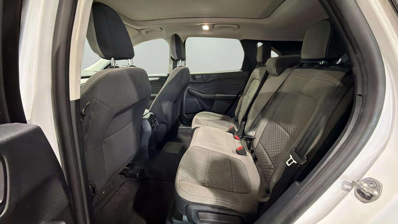 2022 Ford Escape SE| CLEAN CARFAX| PANO | CARPLAY | AWD | Photo