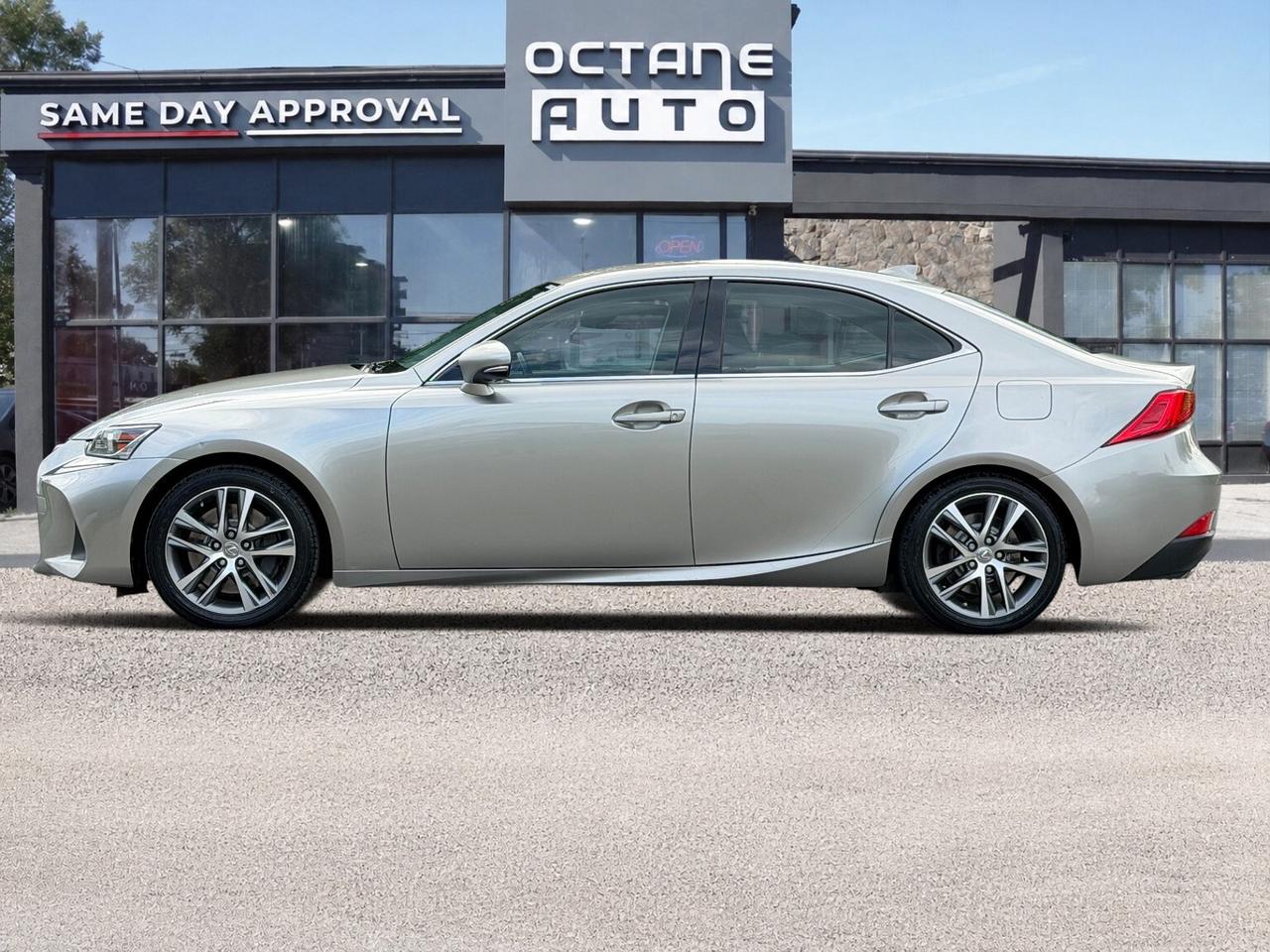 2017 Lexus IS 300 4dr Sdn AWD Photo2