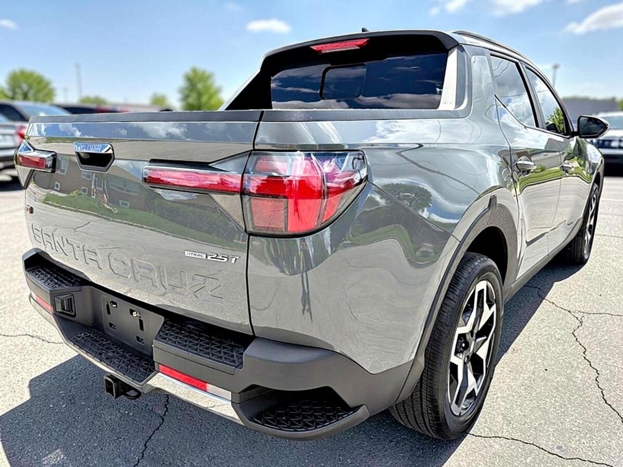 2022 Hyundai Santa Cruz Ultimate AWD w-Colour Pkg Photo