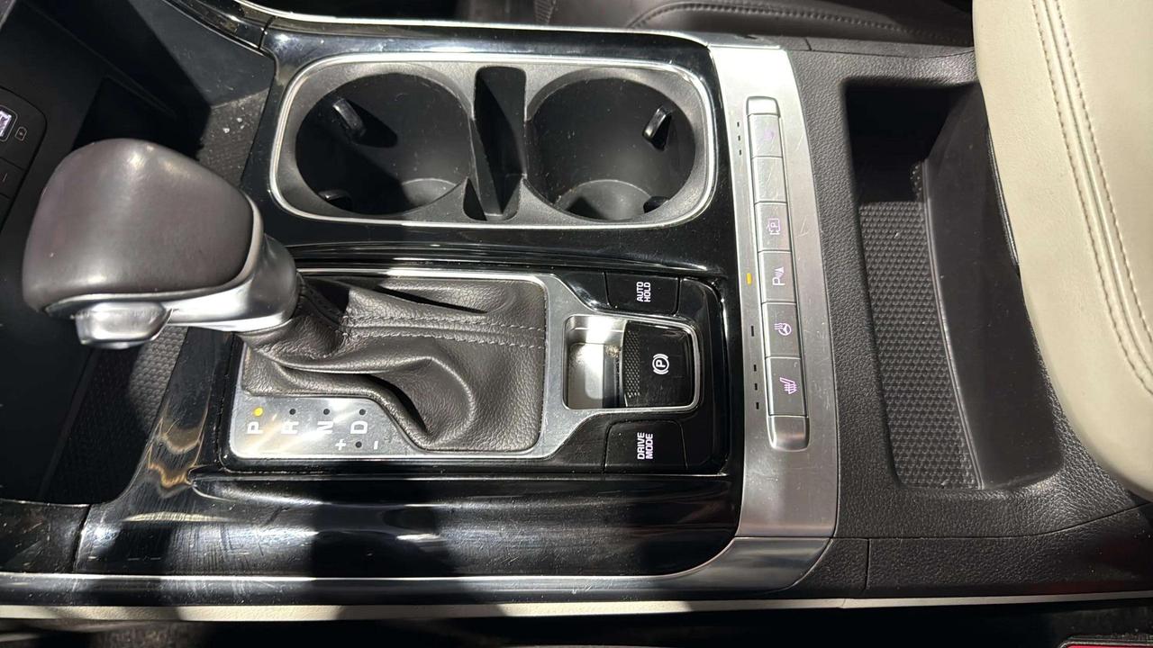 2024 Kia Carnival EX | CLEAN CARFAX | PWR DOORS & LIFTGATE| LEATHER Photo