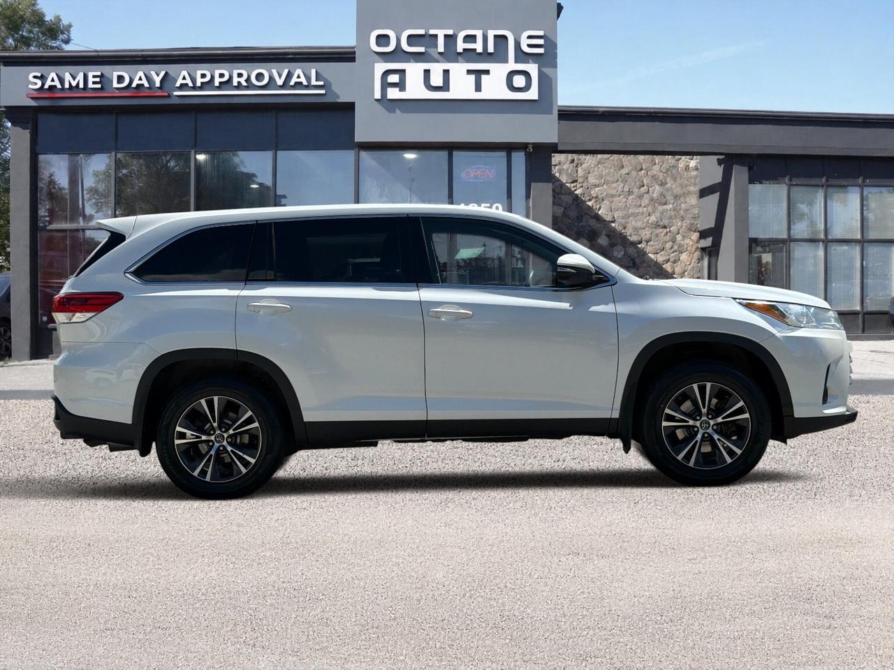 2019 Toyota Highlander Awd Le Photo