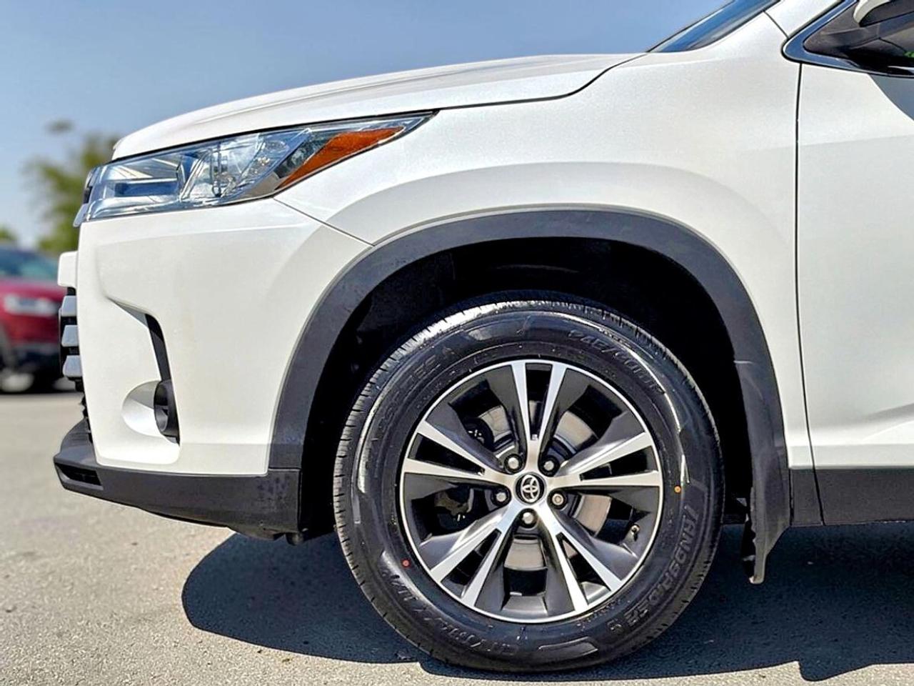 2019 Toyota Highlander Awd Le Photo