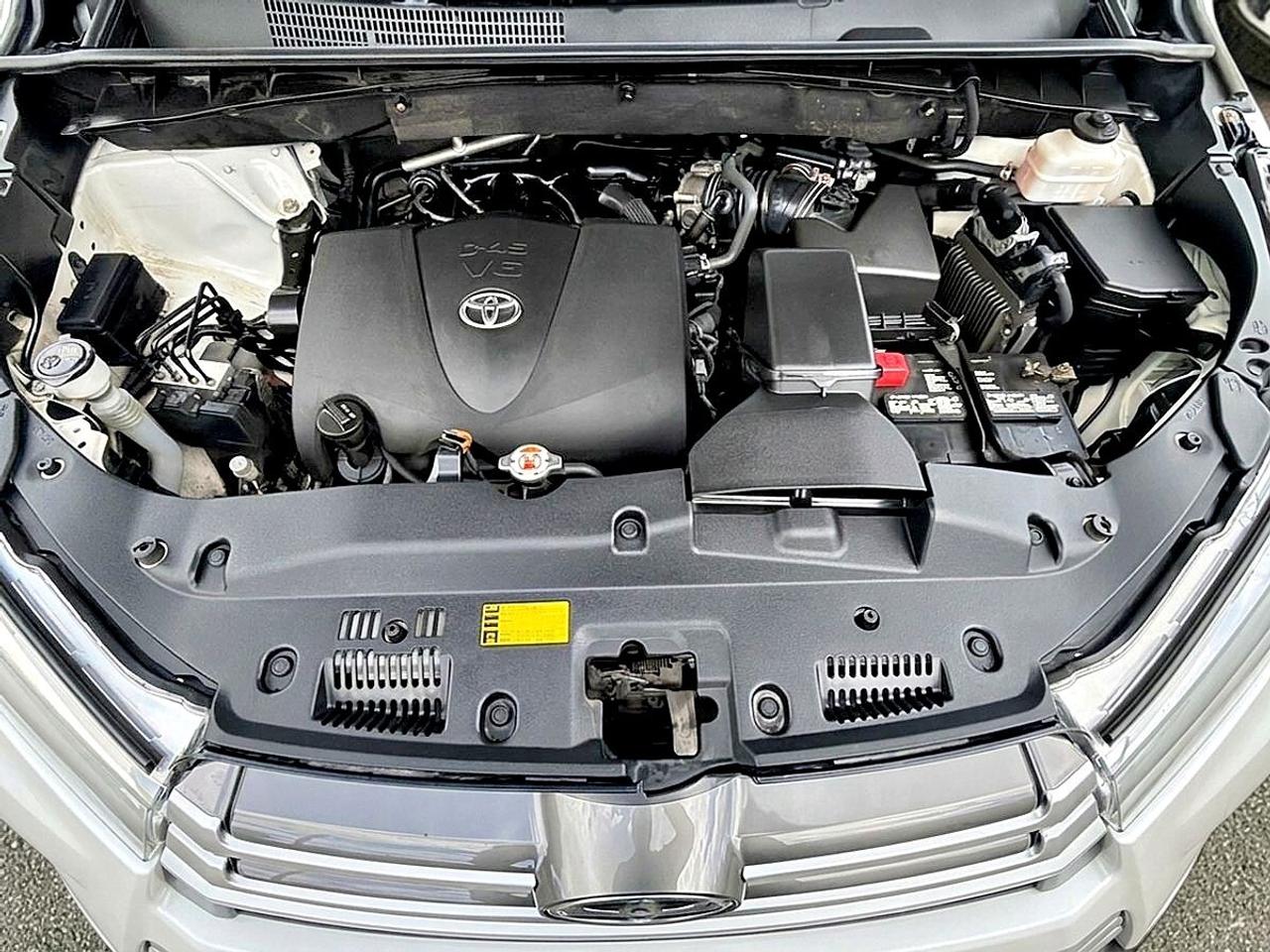 2019 Toyota Highlander Awd Le Photo