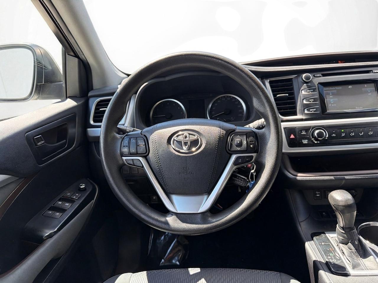 2019 Toyota Highlander Awd Le Photo