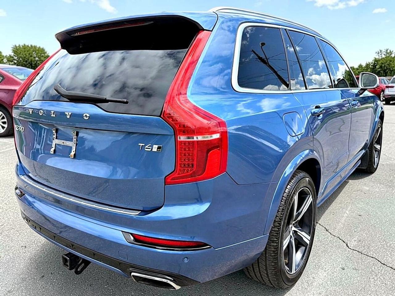 2018 Volvo XC90 T6 AWD R-Design Photo