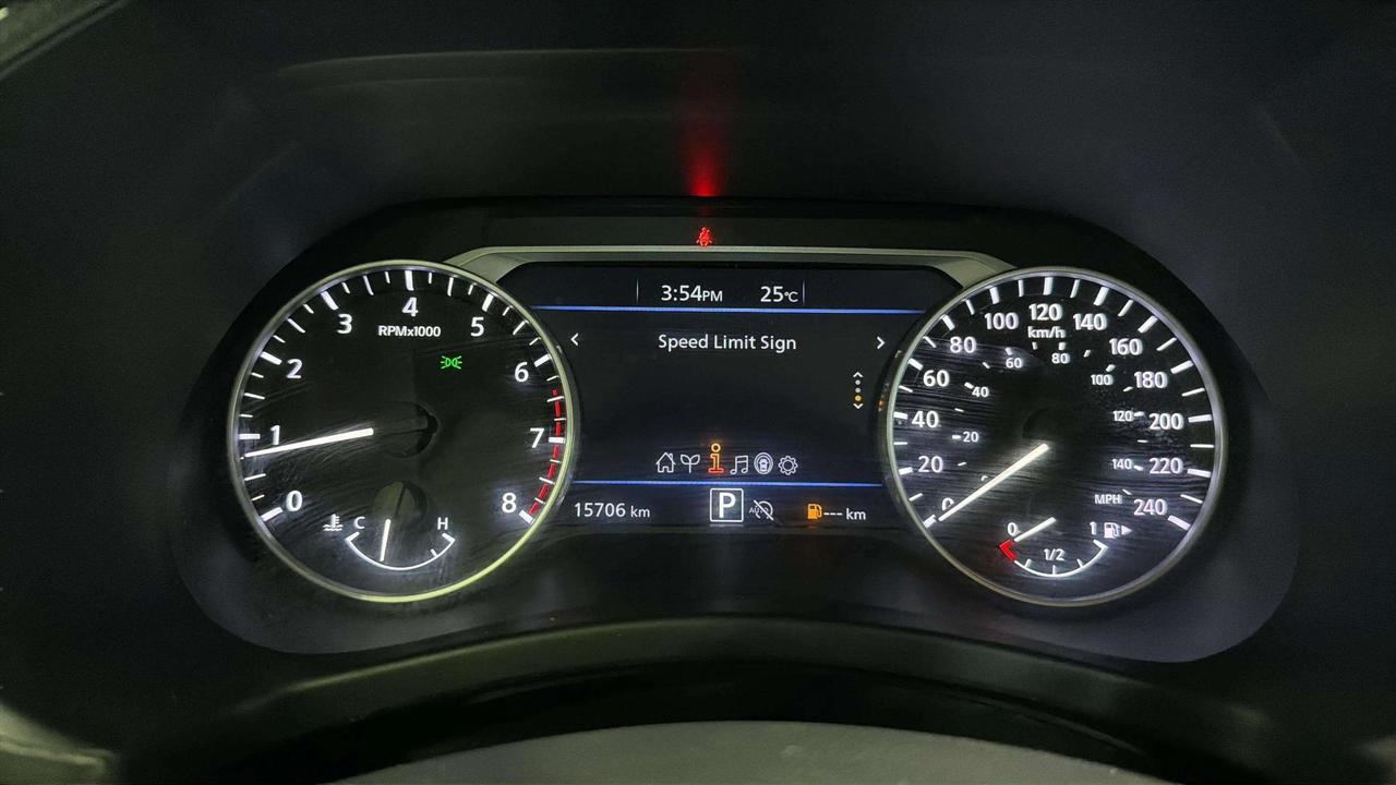2024 Nissan Sentra SV| CLEAN CARFAX| CARPLAY | HTD SEATS| STARTER Photo