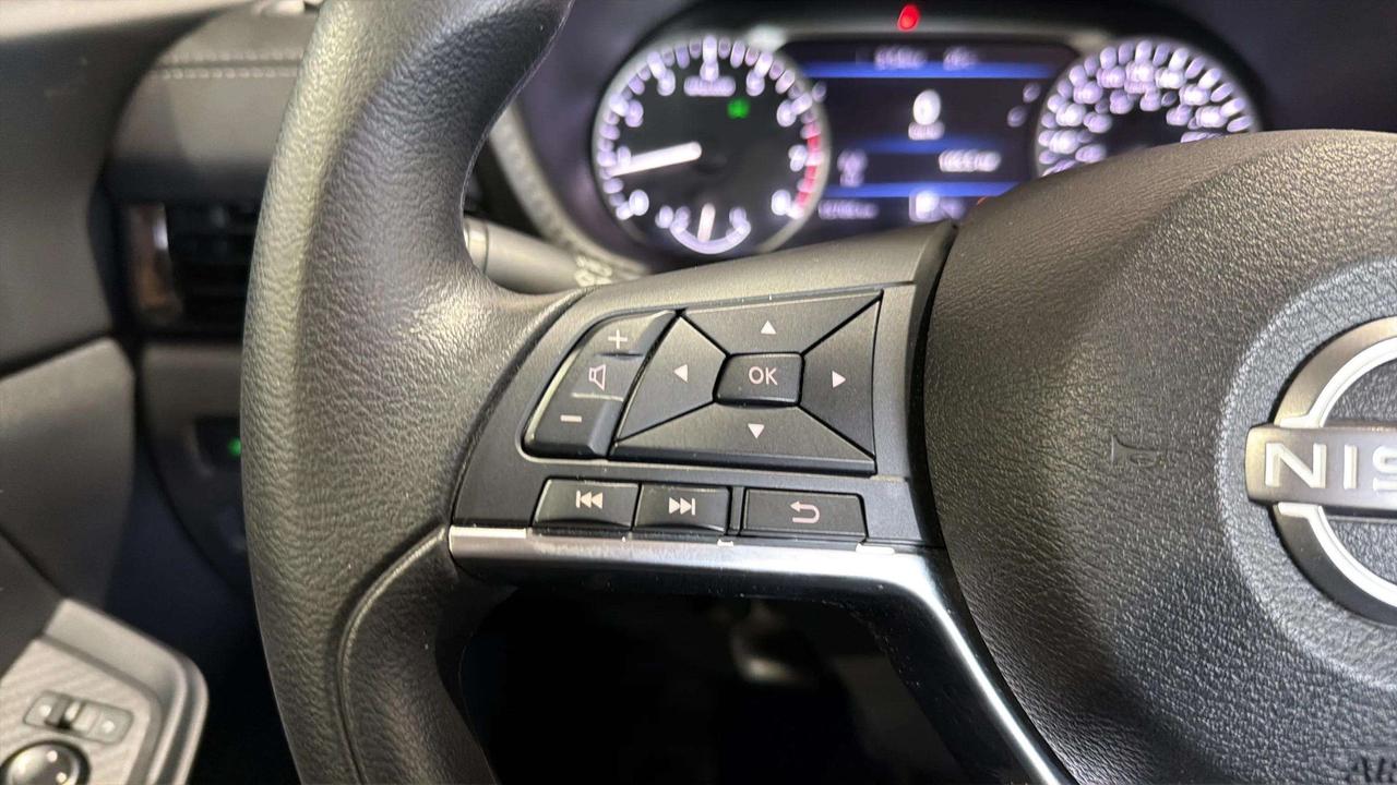 2024 Nissan Sentra SV| CLEAN CARFAX| CARPLAY | HTD SEATS| STARTER Photo