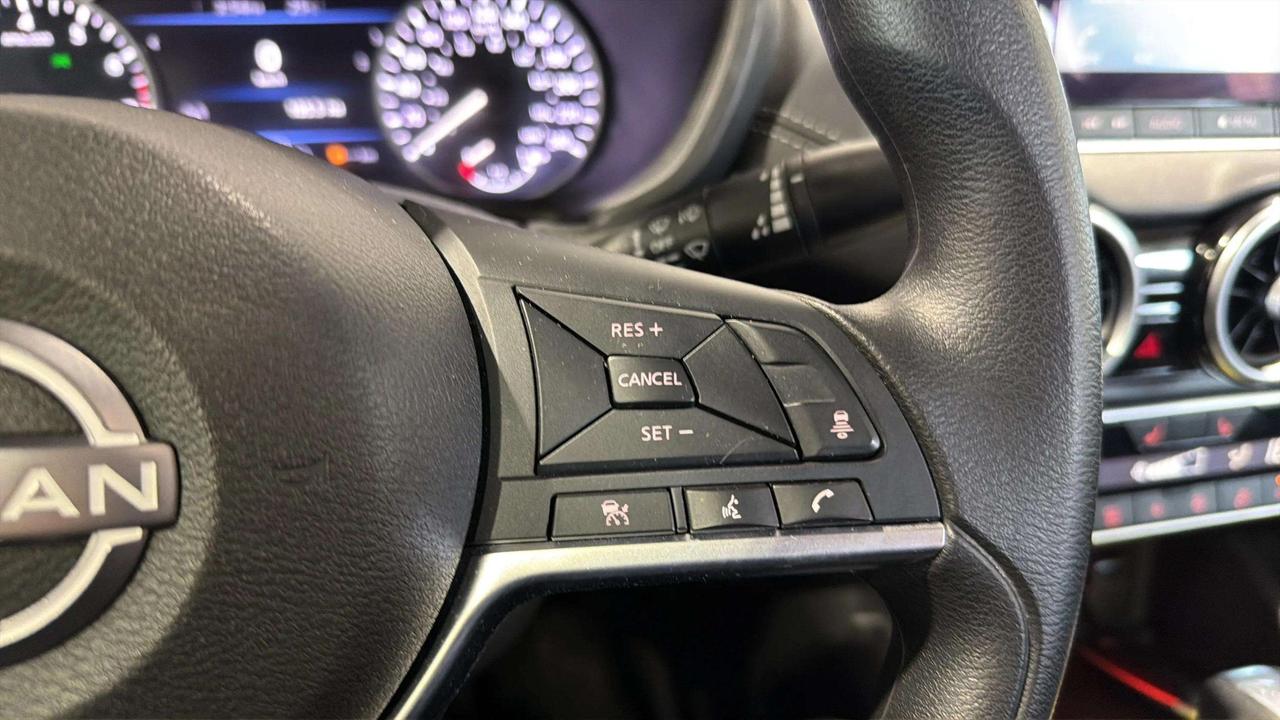 2024 Nissan Sentra SV| CLEAN CARFAX| CARPLAY | HTD SEATS| STARTER Photo