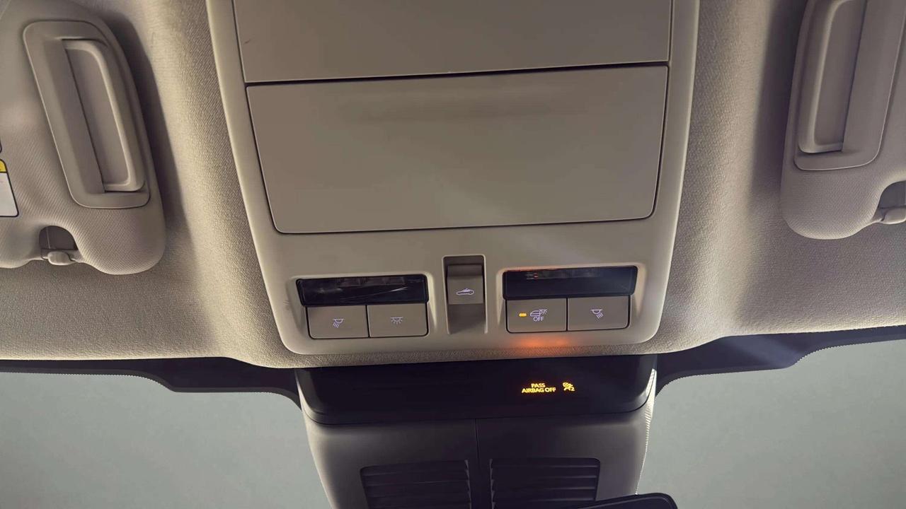 2024 Mazda CX-30 GS | CLEAN CARFAX|  AWD | CARPLAY | HTD STEERING Photo
