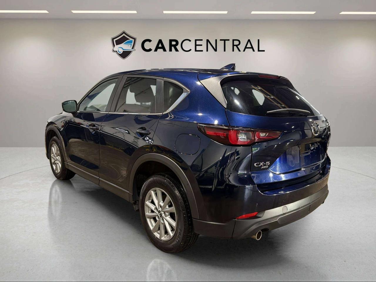 2024 Mazda CX-5 GS| CLEAN CARFAX | CARPLAY | AWD | HTD STEERING Photo