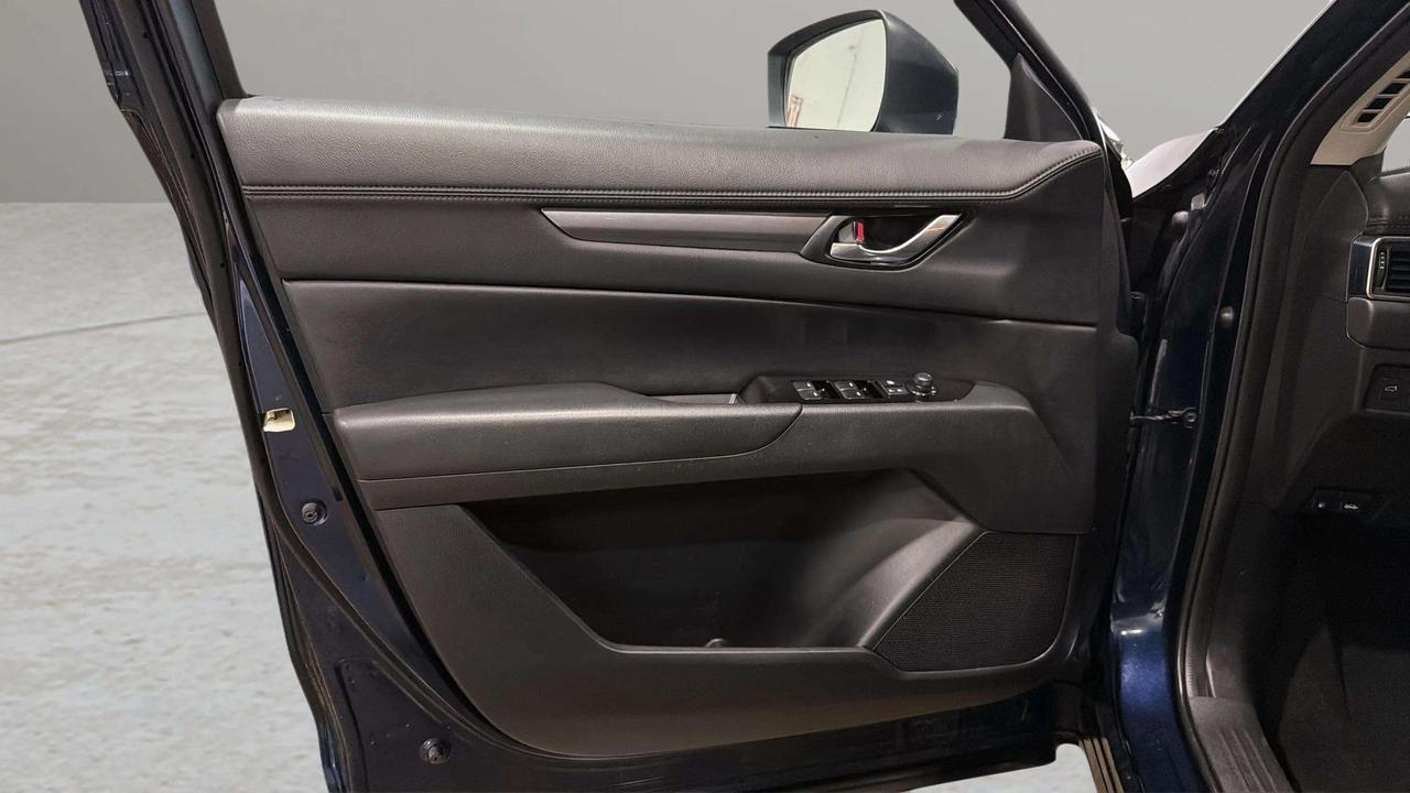 2024 Mazda CX-5 GS| CLEAN CARFAX | CARPLAY | AWD | HTD STEERING Photo
