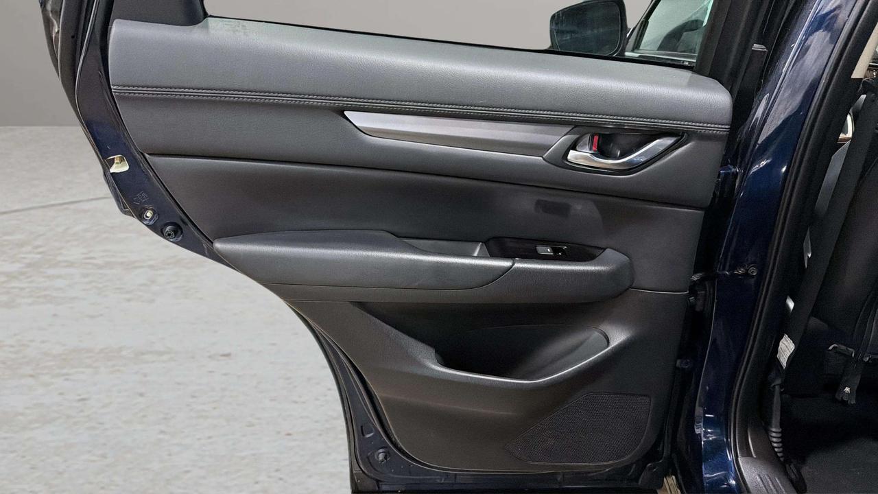 2024 Mazda CX-5 GS| CLEAN CARFAX | CARPLAY | AWD | HTD STEERING Photo