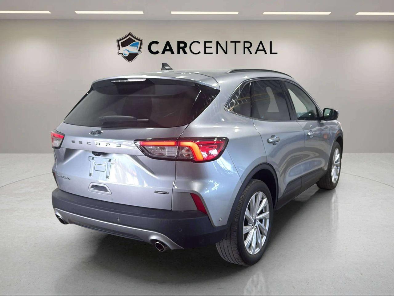2022 Ford Escape TITANIUM HYBRID | CLEAN CARFAX| B&O SOUND|HEADS UP Photo4