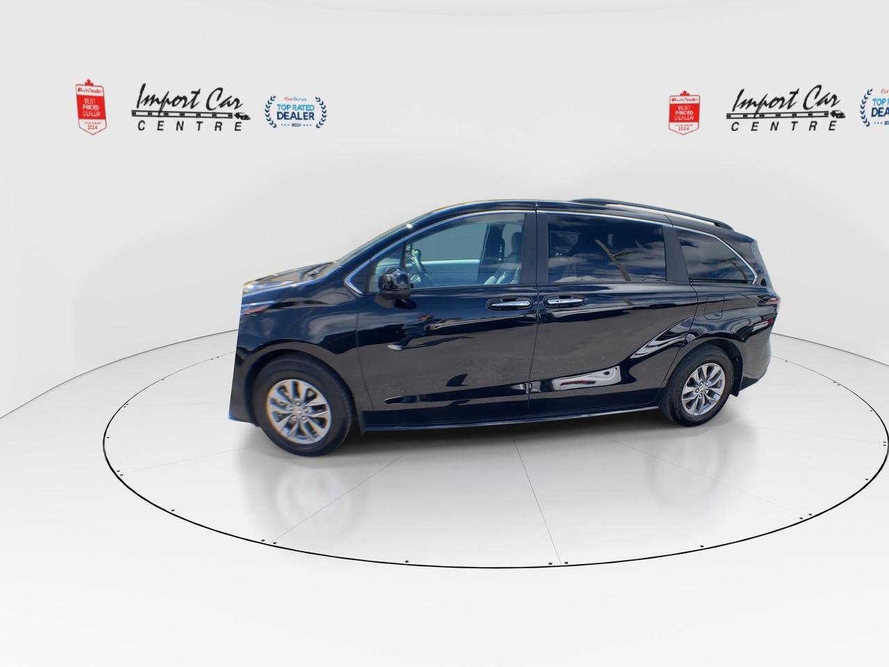 2026 Toyota Sienna XLE 8-Passenger LIKE NEW!!  HYBRID, 8 PASS., SOFTE Photo