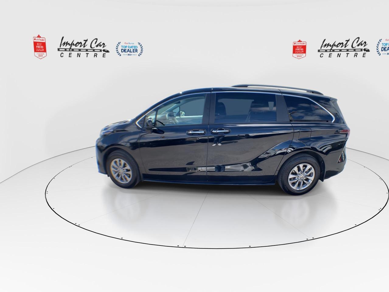 2026 Toyota Sienna XLE 8-Passenger LIKE NEW!!  HYBRID, 8 PASS., SOFTE Photo