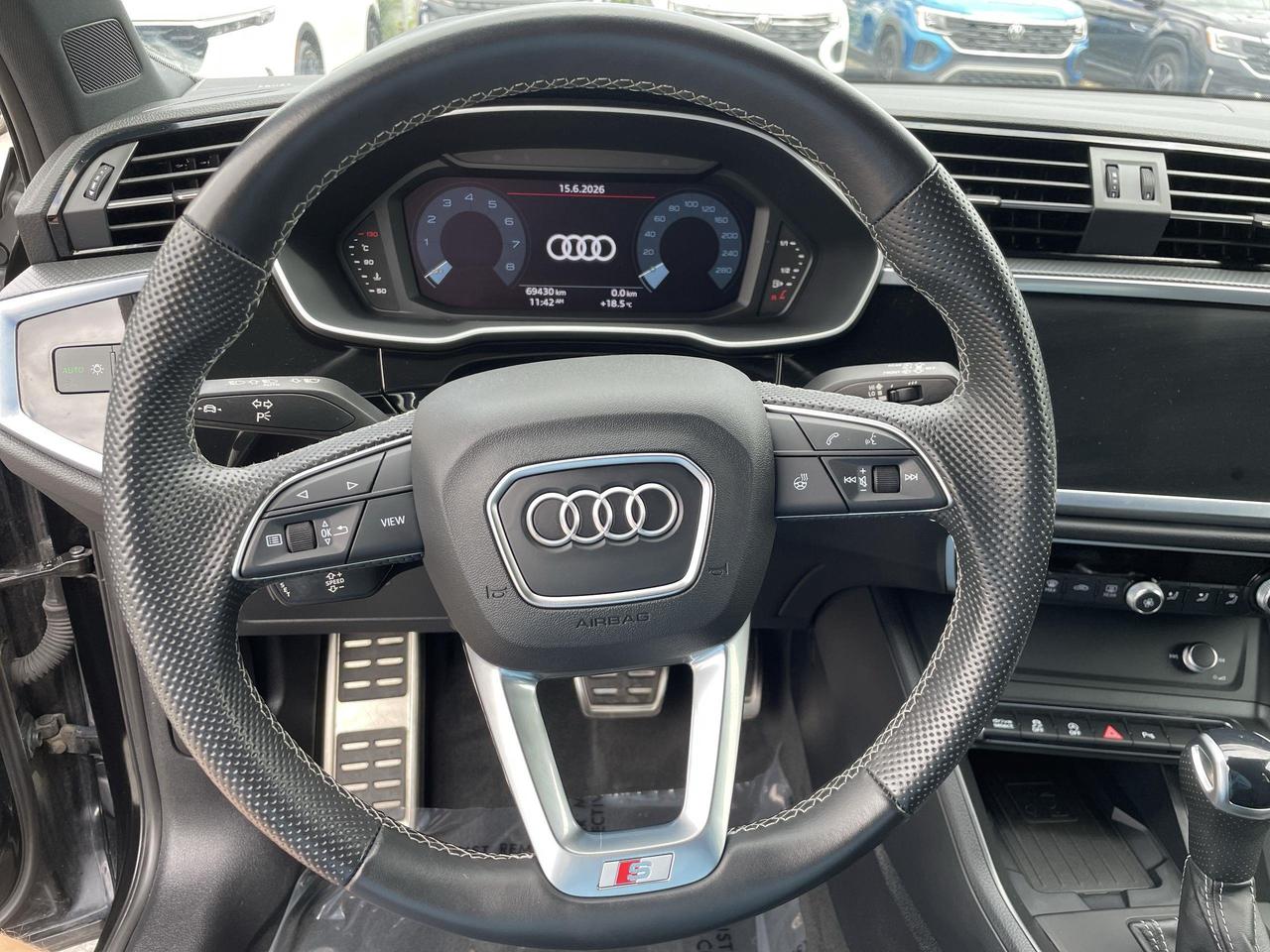 2024 Audi Q3 45 Progressiv PROGRESSIV, SLINE, BLACK OPTICS, SON Photo