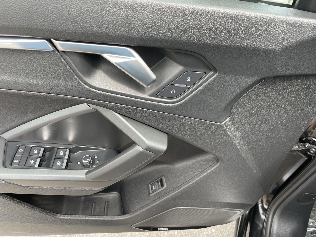 2024 Audi Q3 45 Progressiv PROGRESSIV, SLINE, BLACK OPTICS, SON Photo