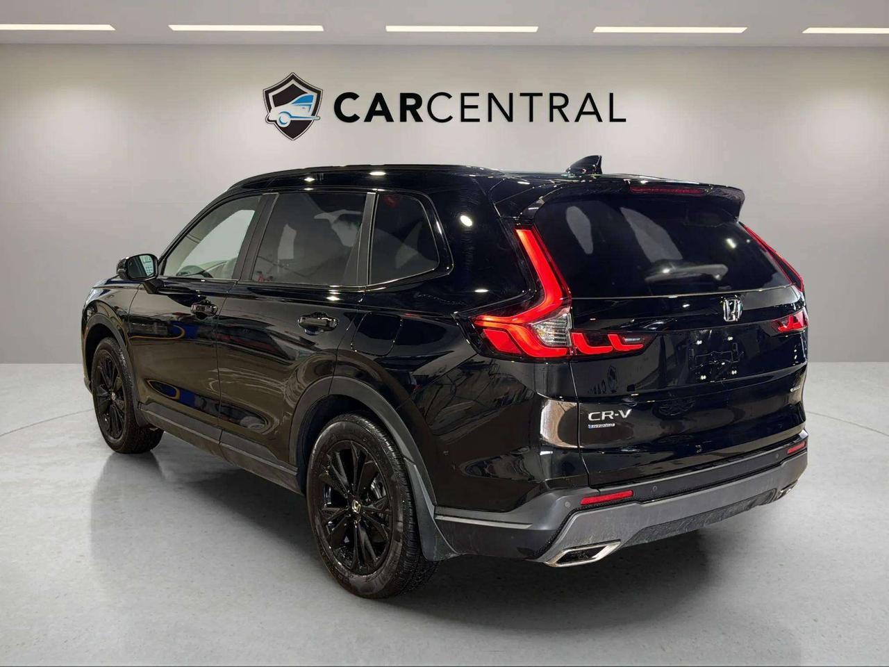 2026 Honda CR-V Hybrid Touring | HYBRID | AWD | CLEAN CARFAX | LEATHER Photo