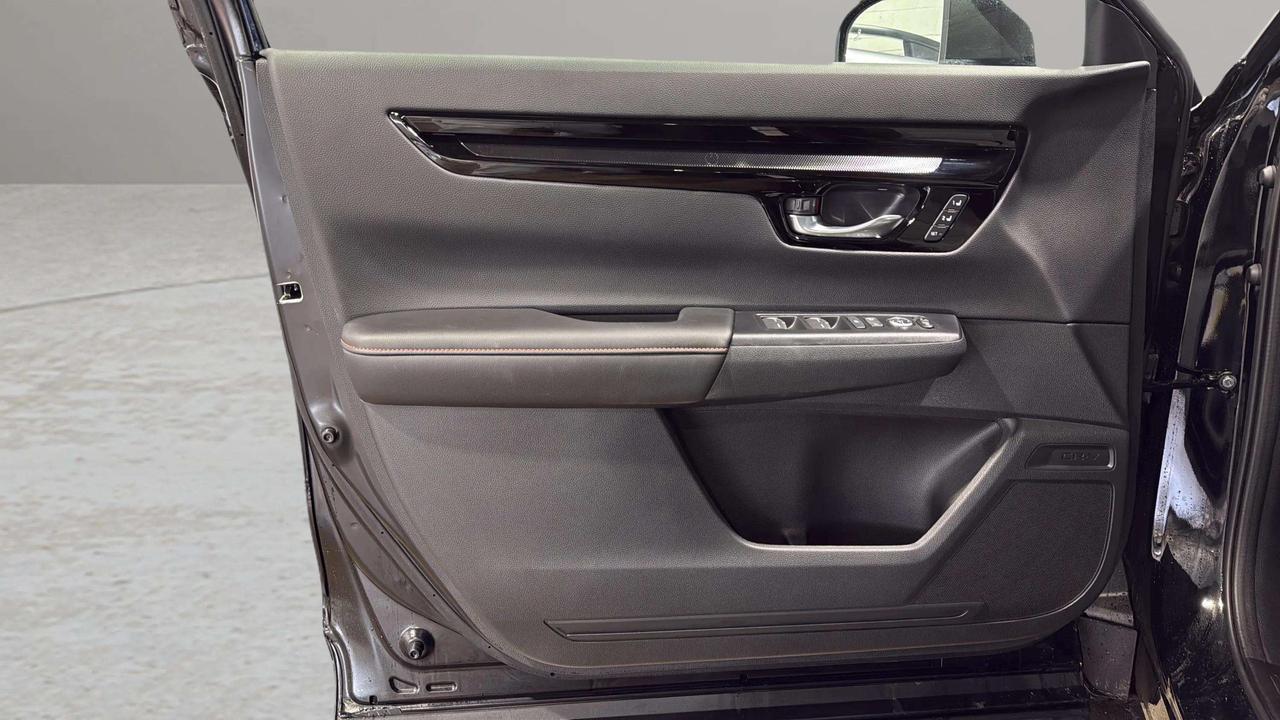 2026 Honda CR-V Hybrid Touring | HYBRID | AWD | CLEAN CARFAX | LEATHER Photo