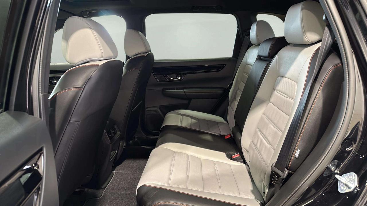 2026 Honda CR-V Hybrid Touring | HYBRID | AWD | CLEAN CARFAX | LEATHER Photo