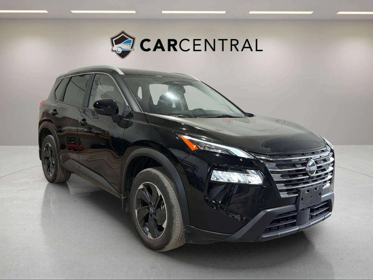 2024 Nissan Rogue SV | MOONROOF | CLEAN CARFAX | CARPLAY | STARTER | Photo