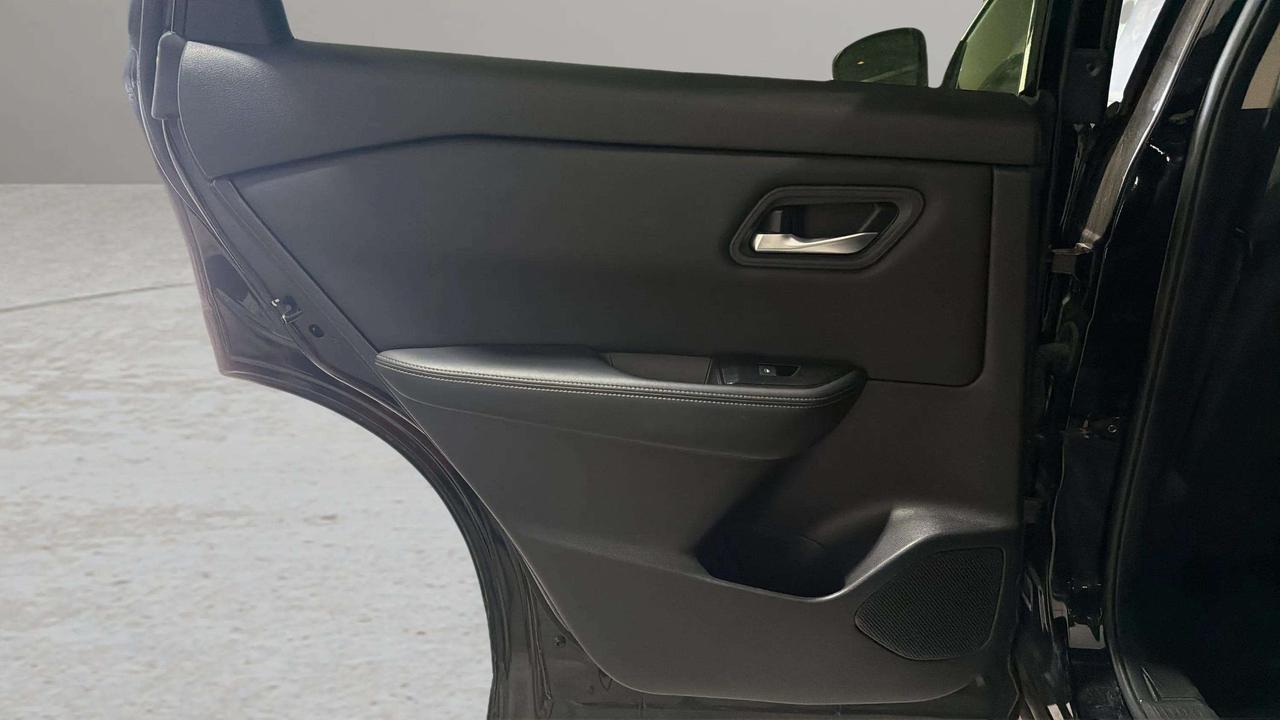 2024 Nissan Rogue SV | MOONROOF | CLEAN CARFAX | CARPLAY | STARTER | Photo