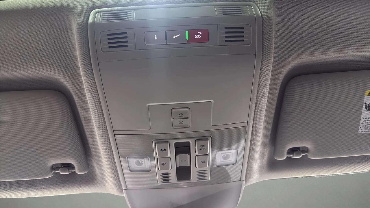 2024 Volkswagen Taos COMFORTLINE BLACK ED|CLEAN CARFAX|PANO|CARPLAY Photo
